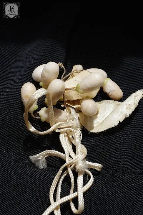 bouquet de fleurs  アンティーク 飾り花 .FR A Ll'EPOQUE