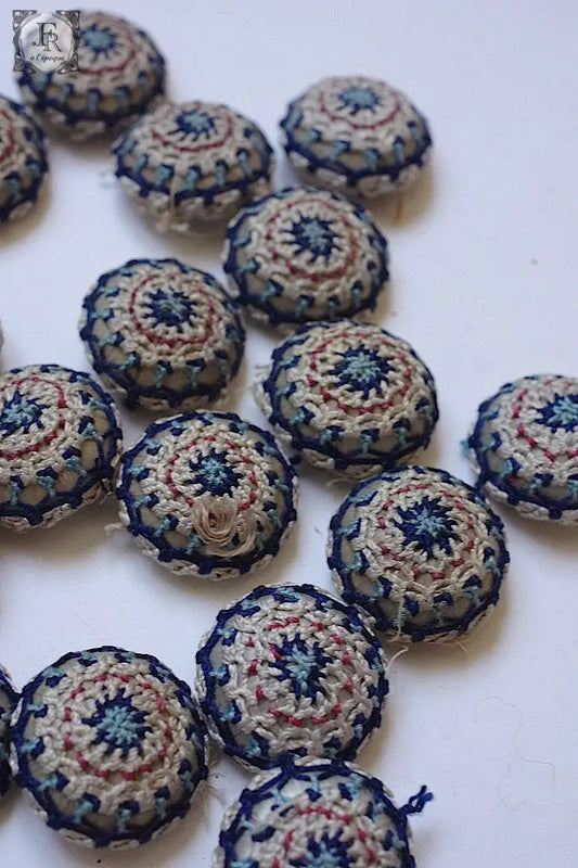 アンティークボタン boutons ancien クロシェボタン .FR a l'epoque