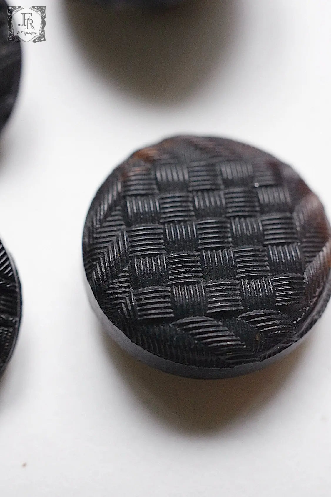 アンティークボタン boutons antique 3 .FR a l'epoque