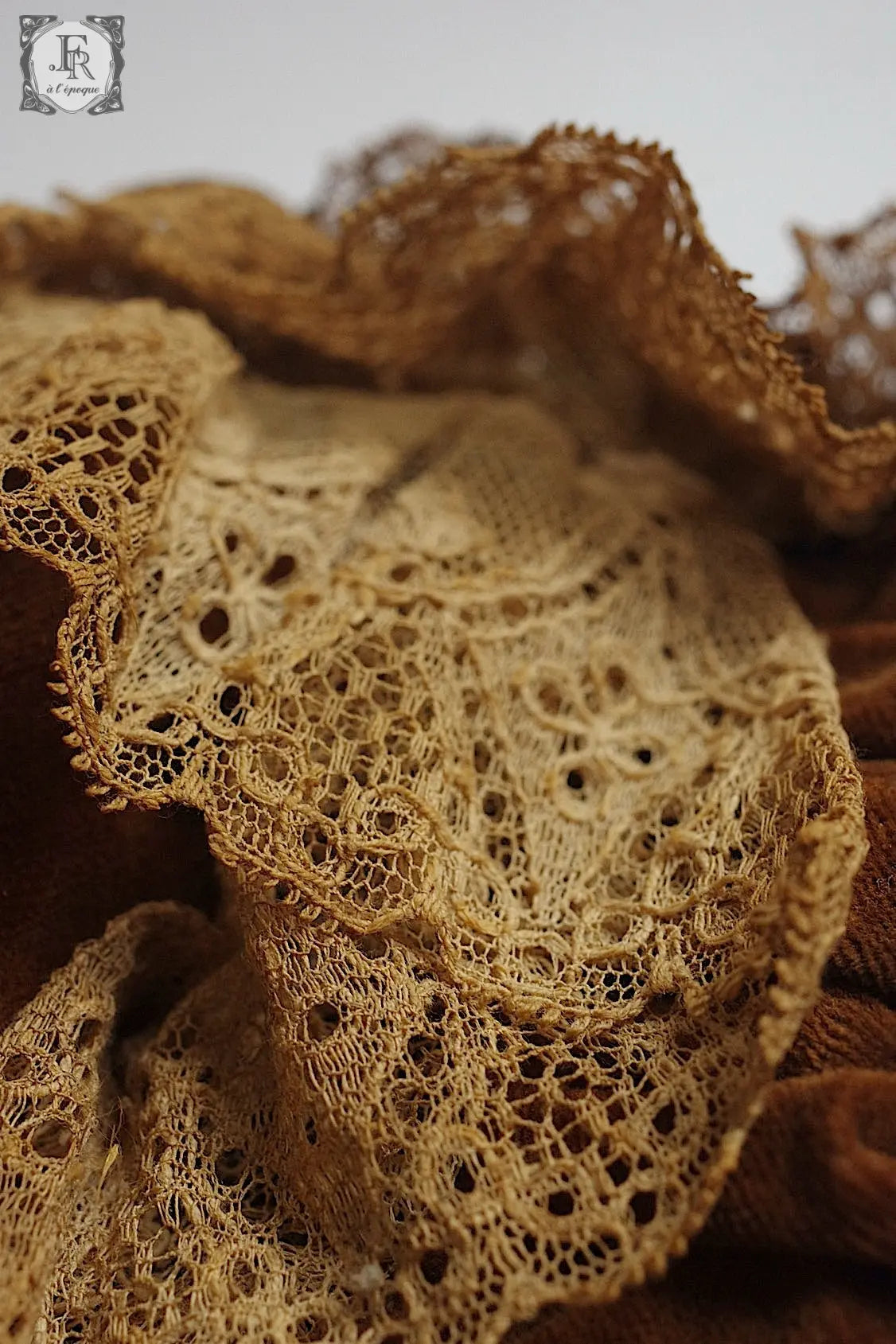 アンティーク帽子ドール用 chapeau de poupée antique3 .FR a l'epoque