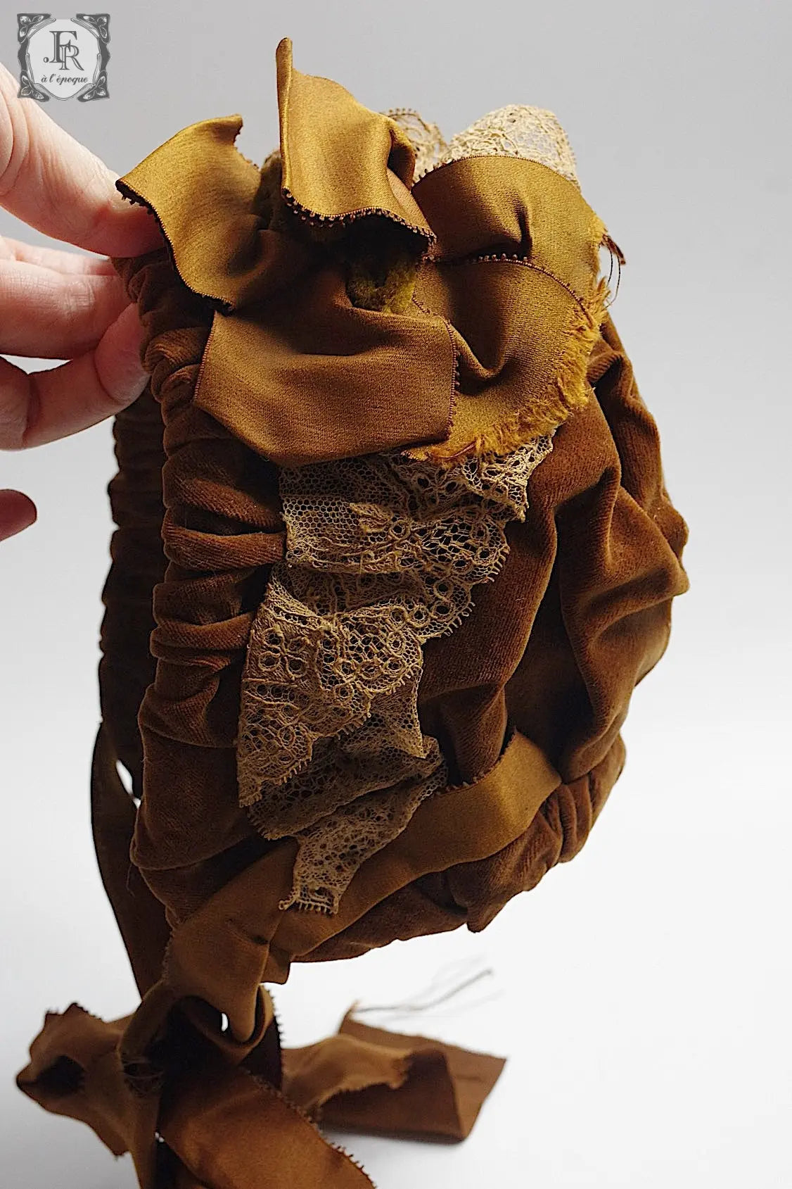 アンティーク帽子ドール用 chapeau de poupée antique3 .FR a l'epoque