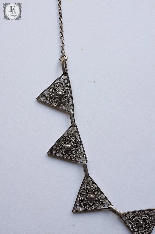 アンティークペンダント collier antique 三角 .FR a l'epoque