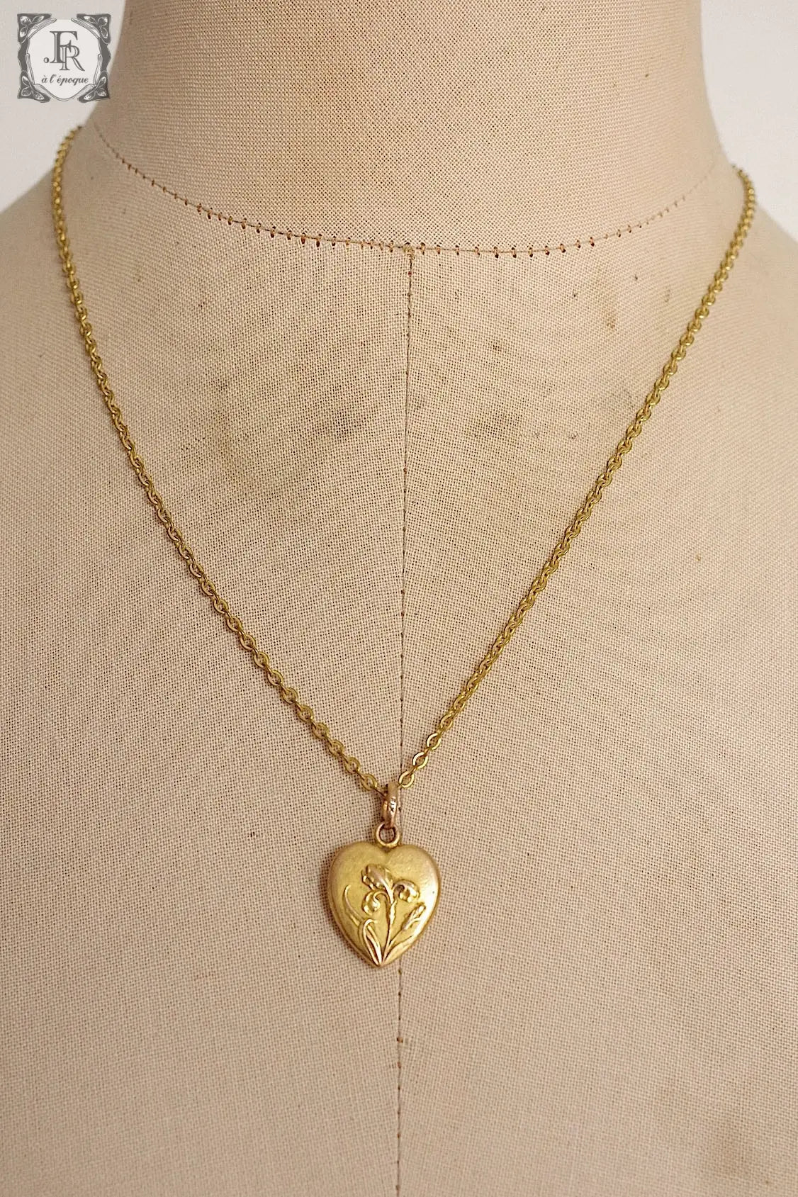 アンティークペンダント collier antique ハート .FR a l'epoque