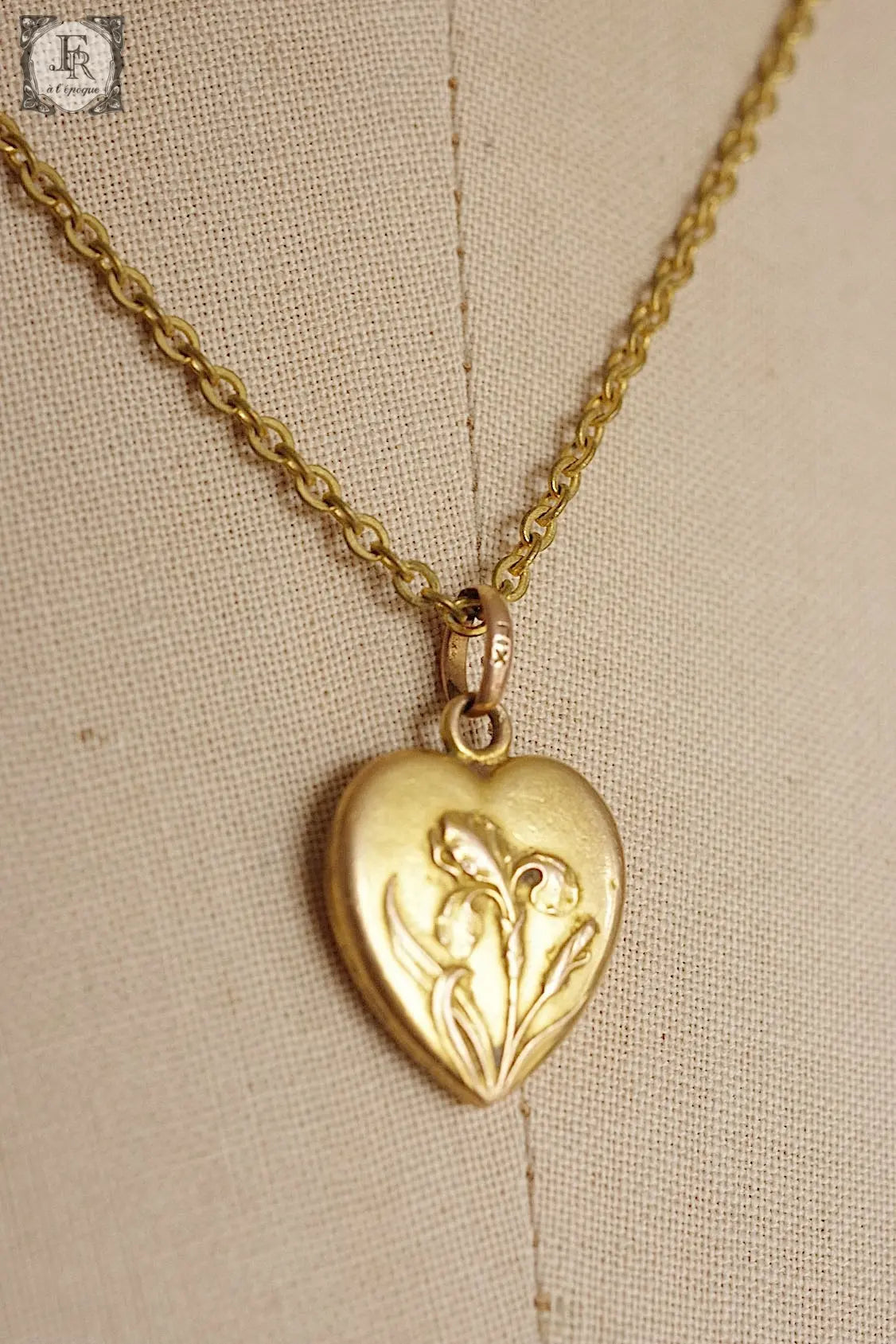 アンティークペンダント collier antique ハート .FR a l'epoque