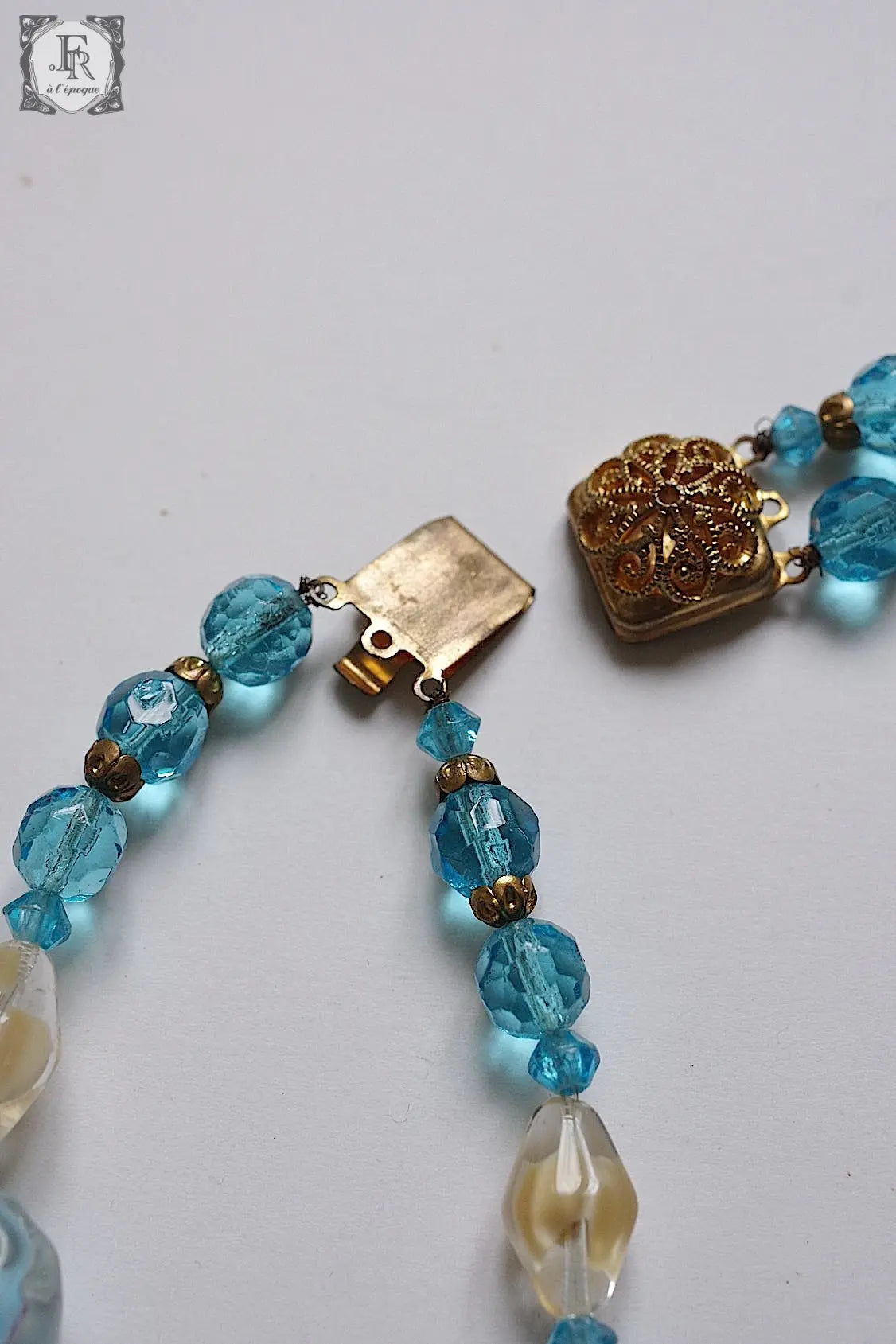 ヴィンテージガラスネックレス collier vintage  .FR a l'epoque