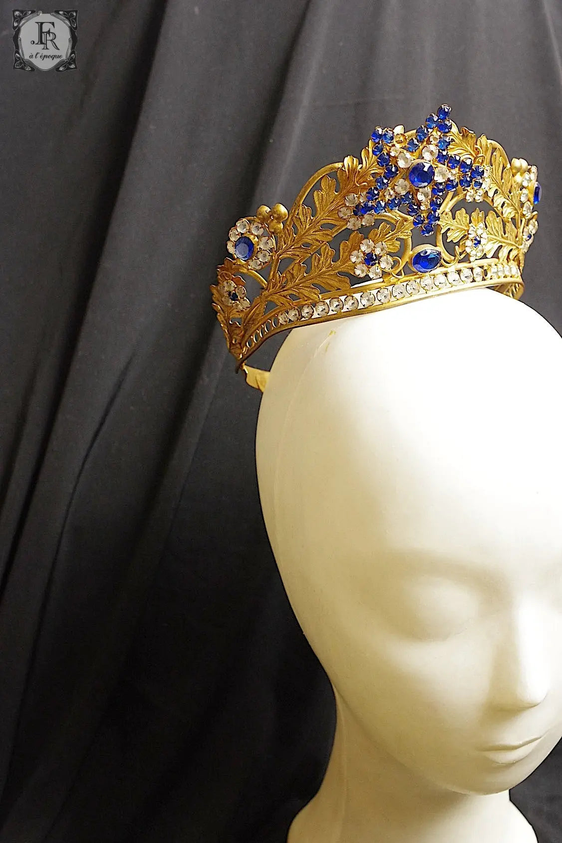 アンティークティアラ couronne antique .FR a l'epoque