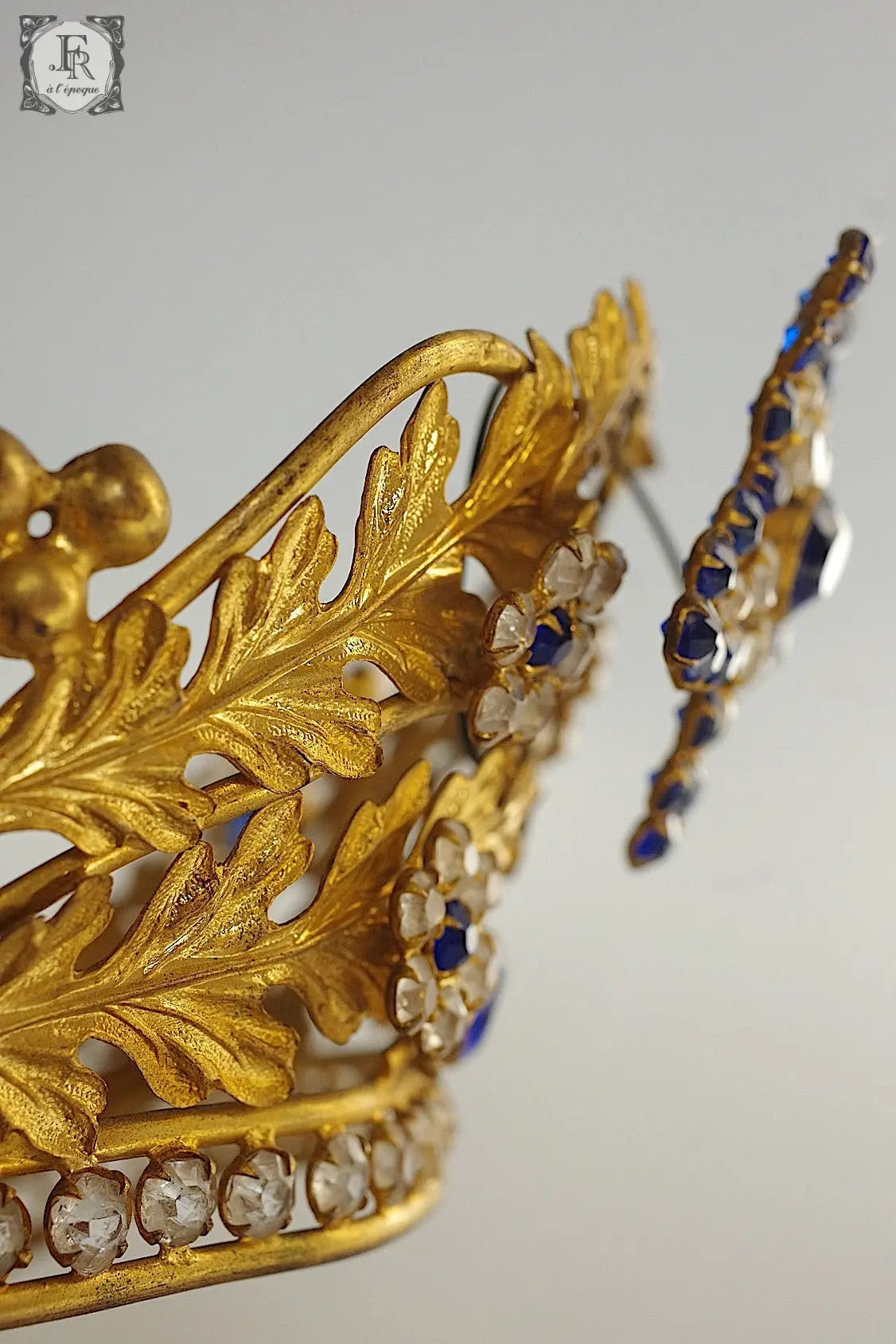 アンティークティアラ couronne antique .FR a l'epoque