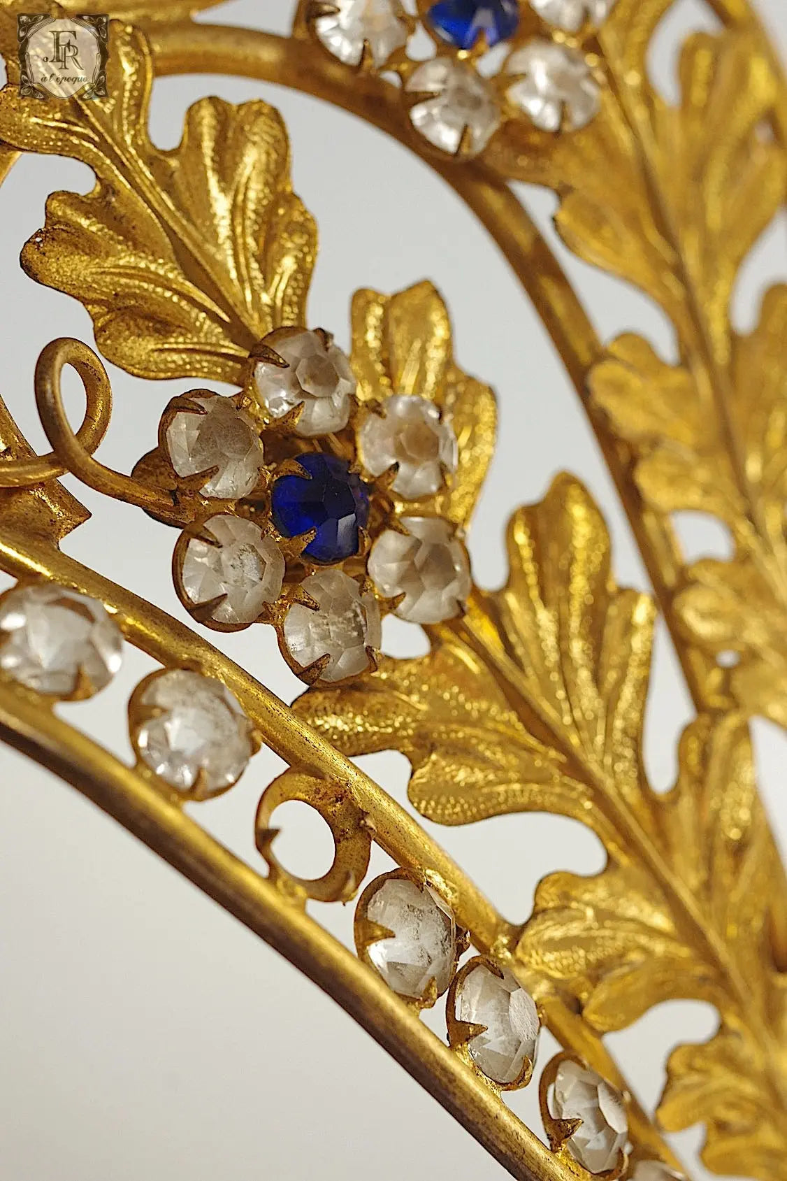 アンティークティアラ couronne antique .FR a l'epoque