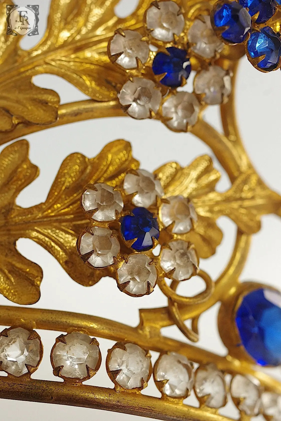 アンティークティアラ couronne antique .FR a l'epoque