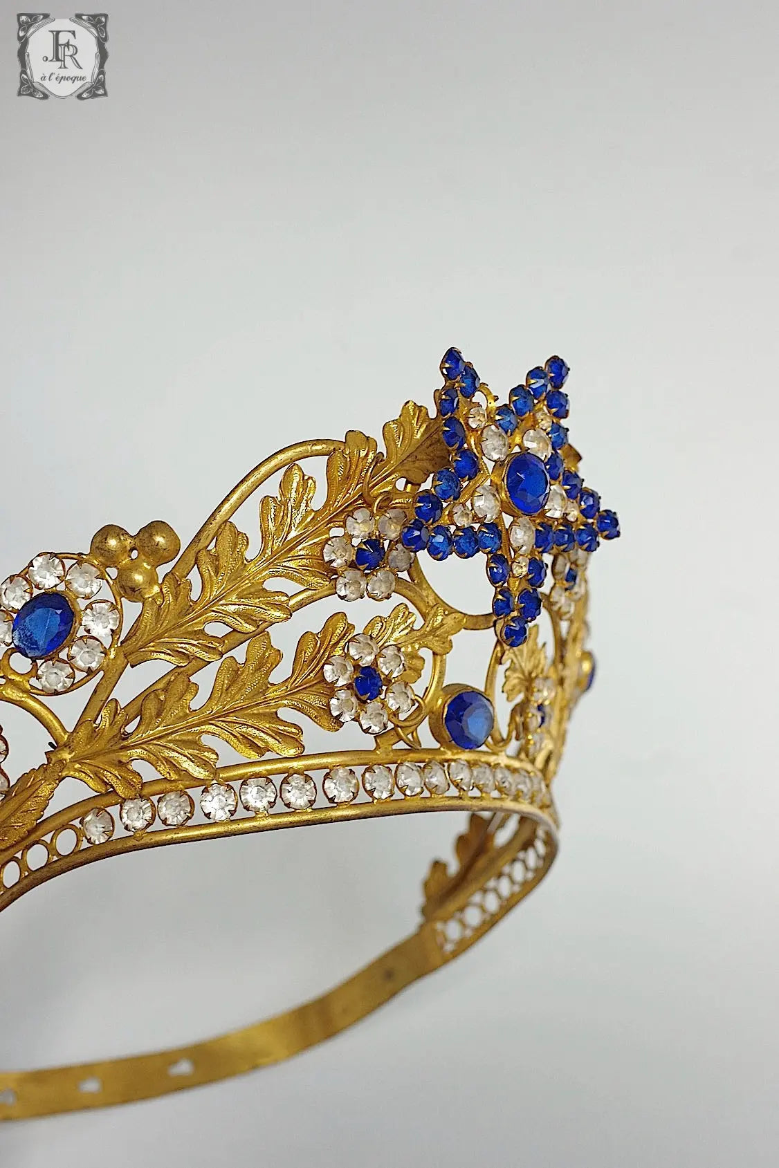アンティークティアラ couronne antique .FR a l'epoque