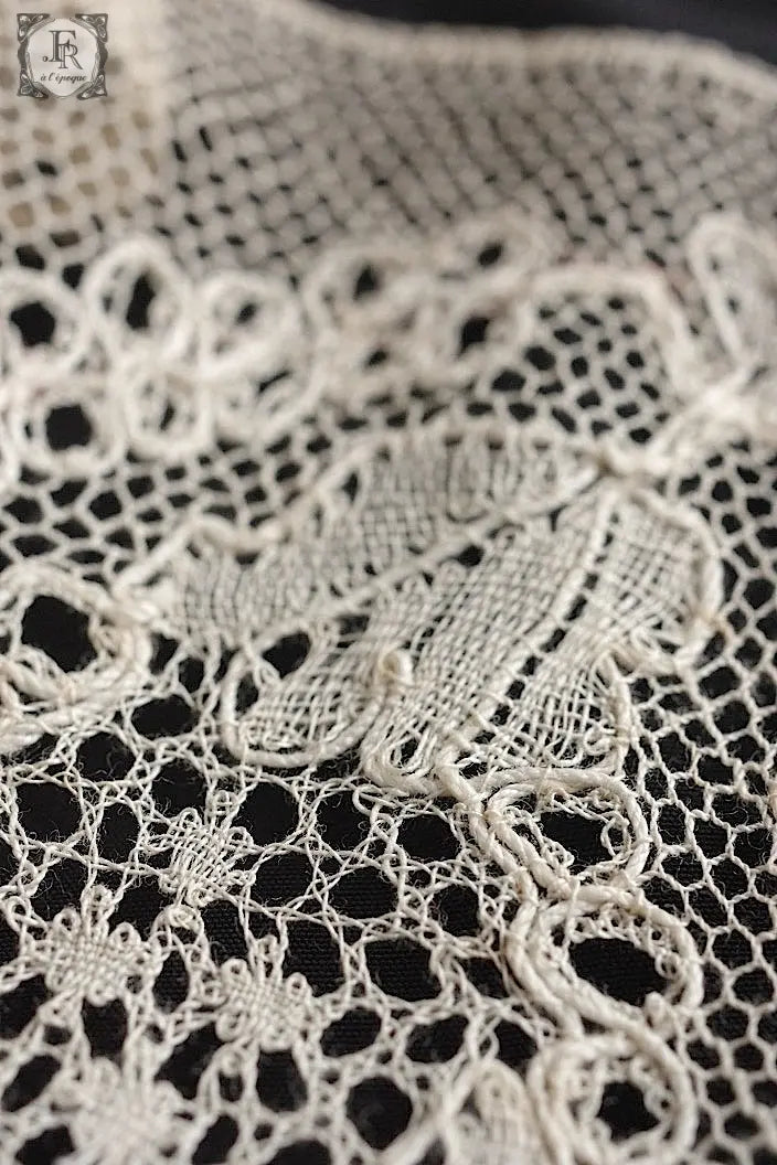 アンティークレース dentelle ancienne 220cm .FR a l'epoque