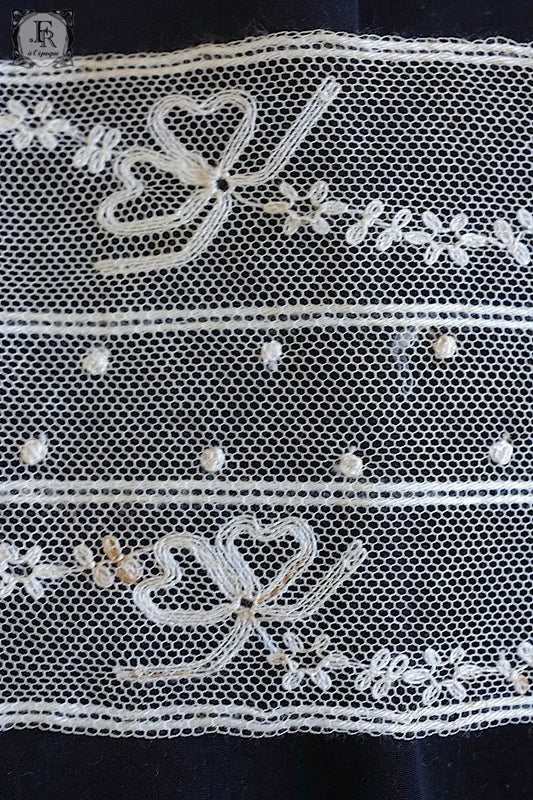 アンティークレース dentelle ancienne 446cm .FR a l'epoque