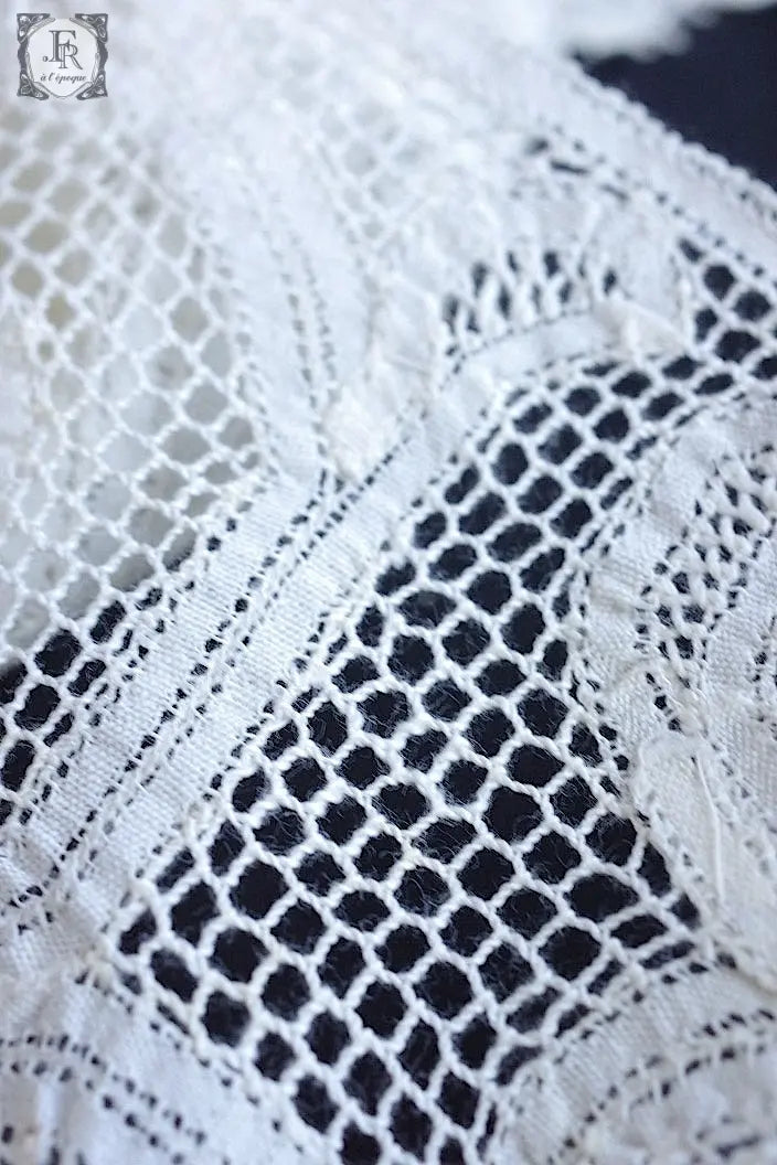 アンティークレース dentelle ancienne 510cm .FR a l'epoque