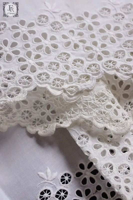 アンティークレース dentelle ancienne カットワーク .FR a l'epoque