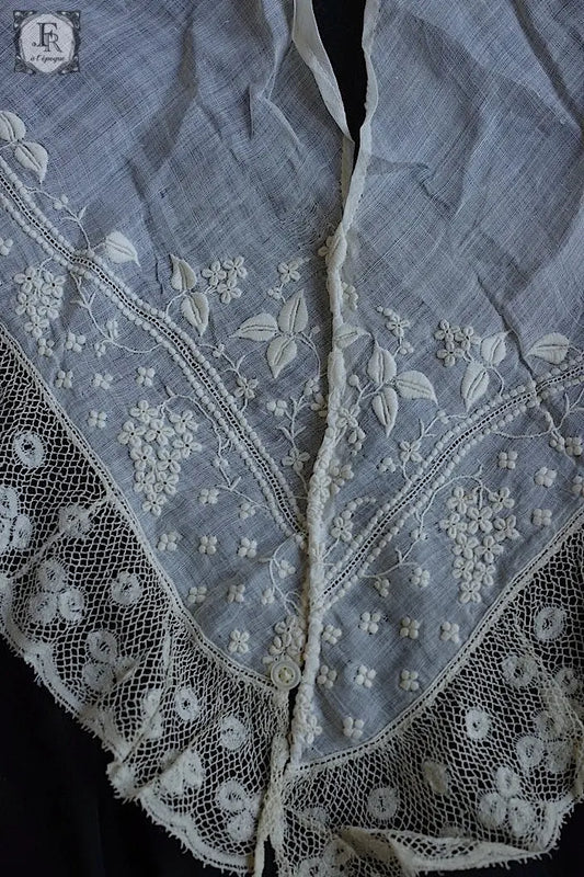 アンティークレース dentelle ancienne 刺繍襟 .FR a l'epoque