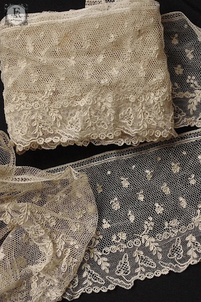 フランスアンティークレース