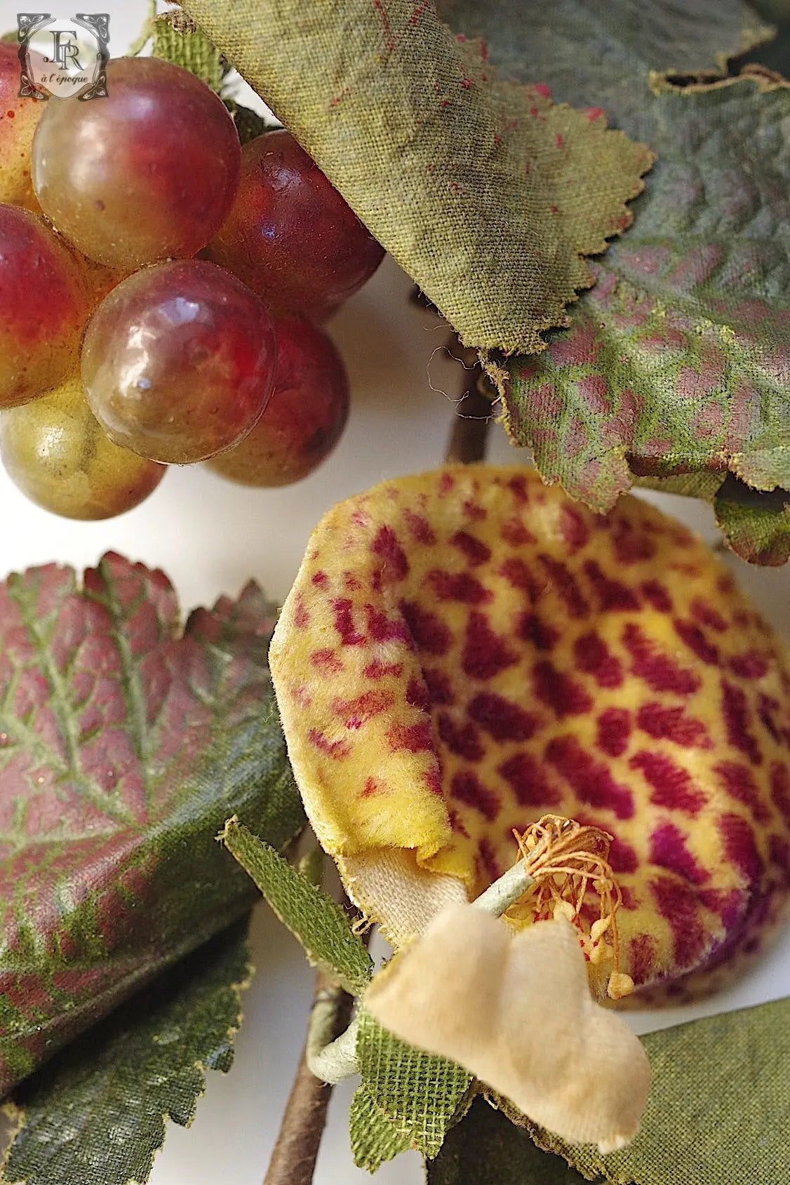 アンティーク花コサージュ fleurs antique .FR a l'epoque