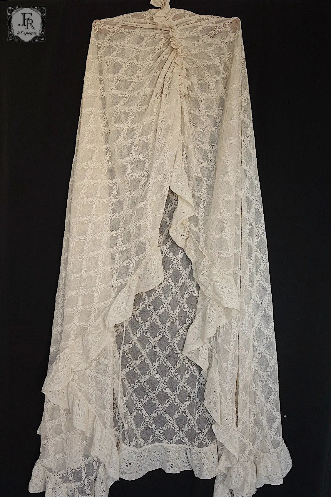 アンティークカーテン linge de maison ancien .FR a l'epoque