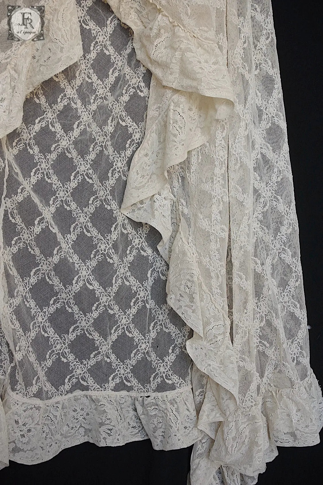 アンティークカーテン linge de maison ancien .FR a l'epoque