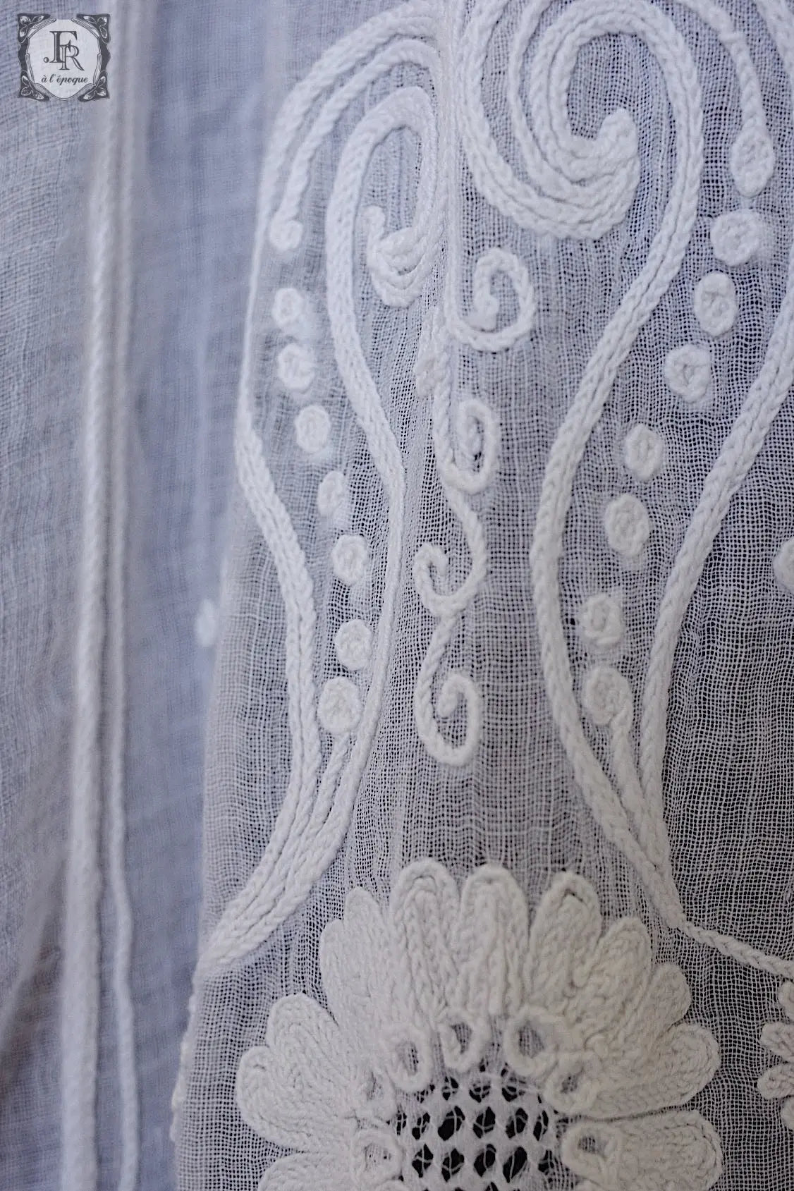 アンティークカーテン コーネリー linge de maison antique1 .FR a l'epoque