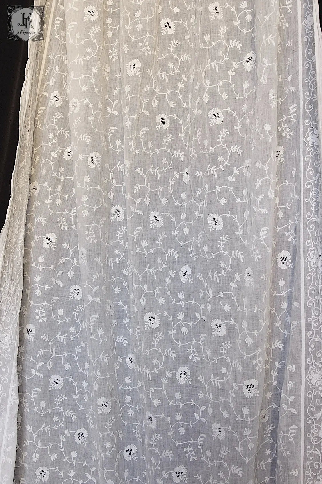 アンティークカーテン コーネリー linge de maison antique2 .FR a l'epoque