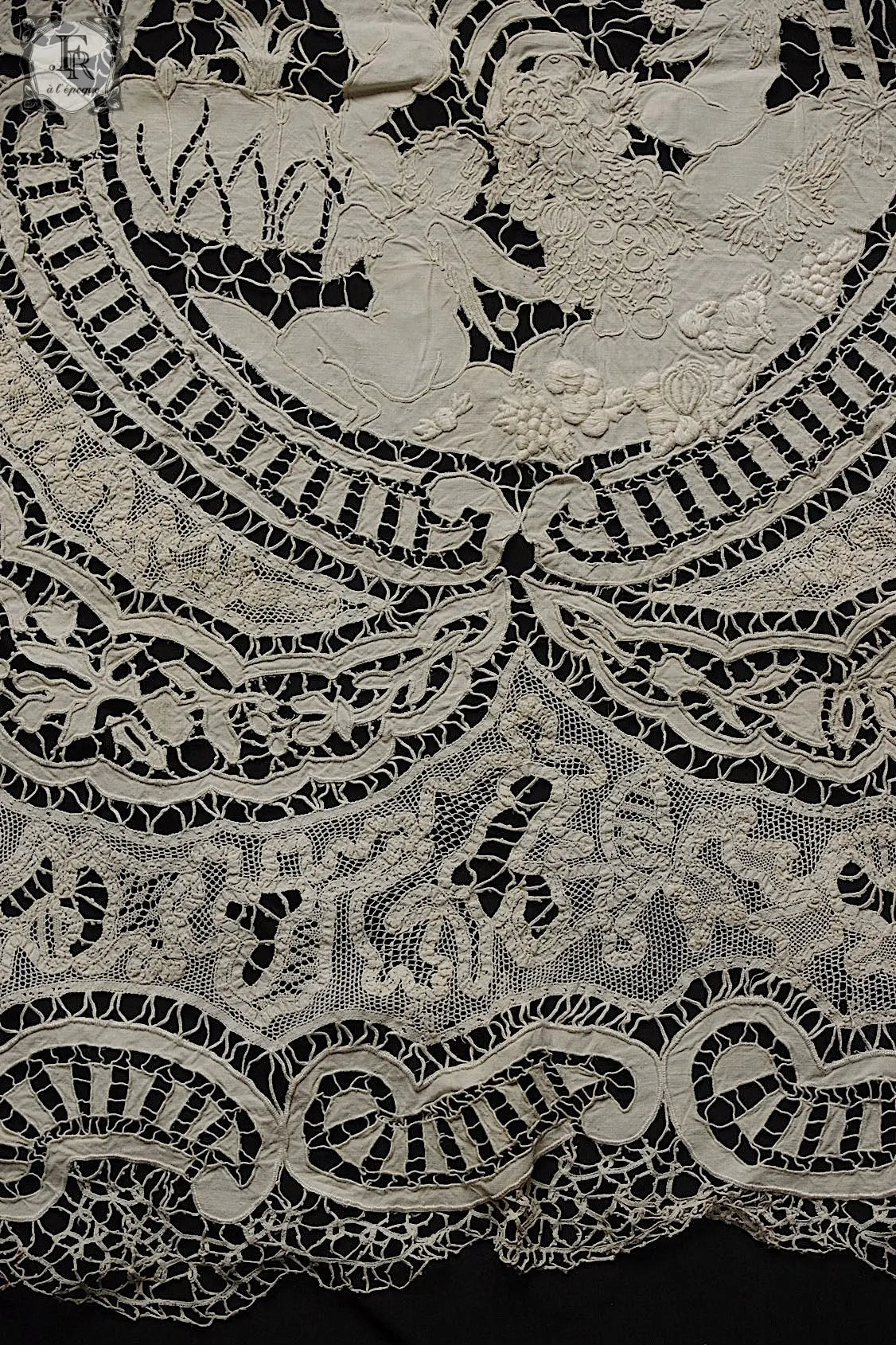 アンティークレースクロス linge de maison antique  .FR a l'epoque