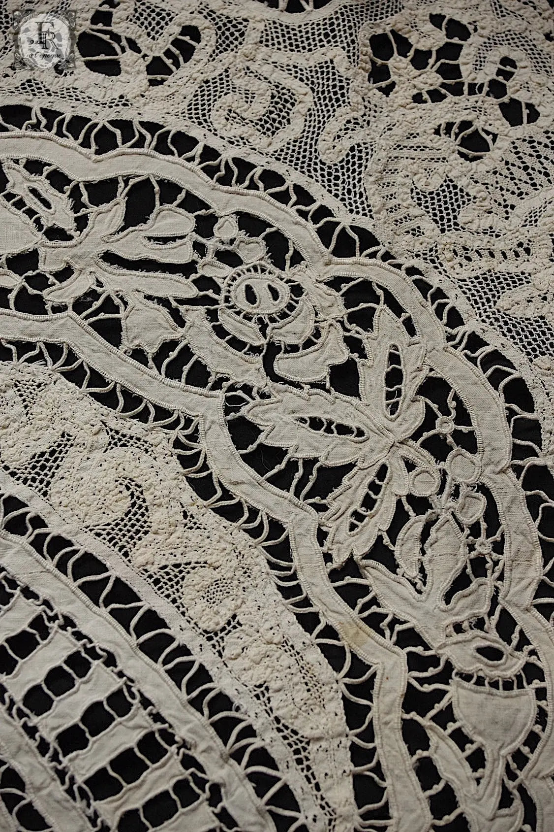 アンティークレースクロス linge de maison antique  .FR a l'epoque