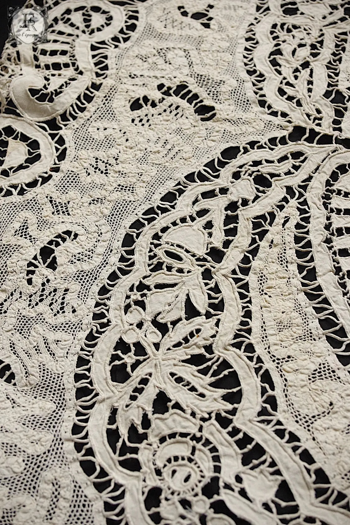 アンティークレースクロス linge de maison antique  .FR a l'epoque