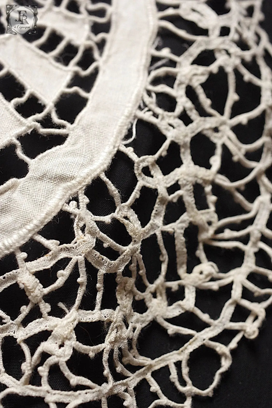 アンティークレースクロス linge de maison antique  .FR a l'epoque