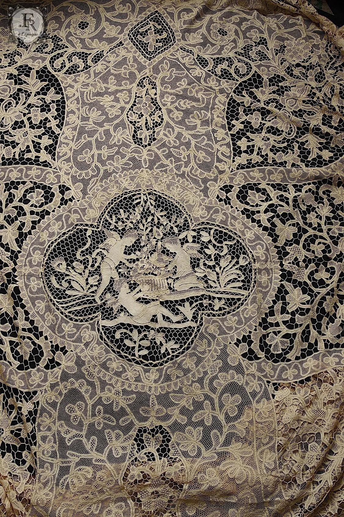 アンティークレースクロス linge de maison antique  .FR a l'epoque