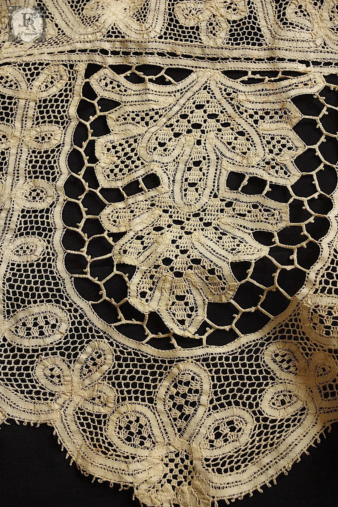 アンティークレースクロス linge de maison antique  .FR a l'epoque