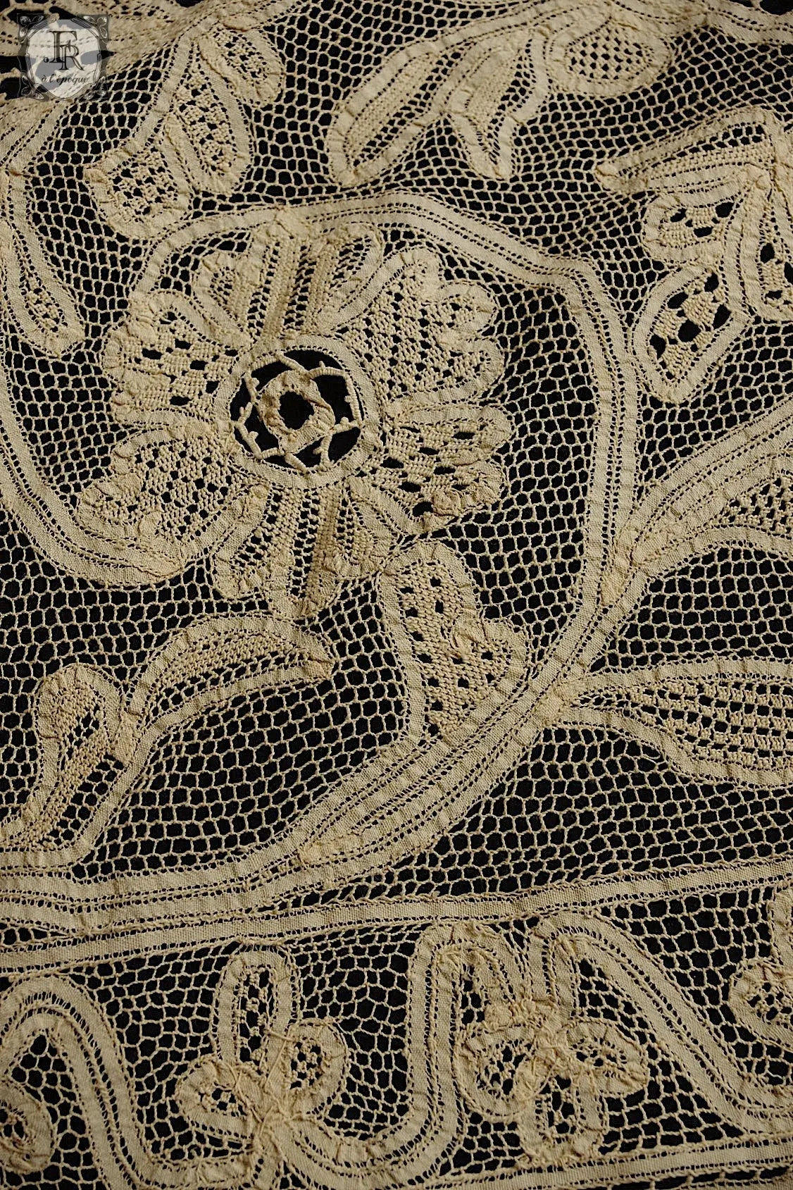 アンティークレースクロス linge de maison antique  .FR a l'epoque