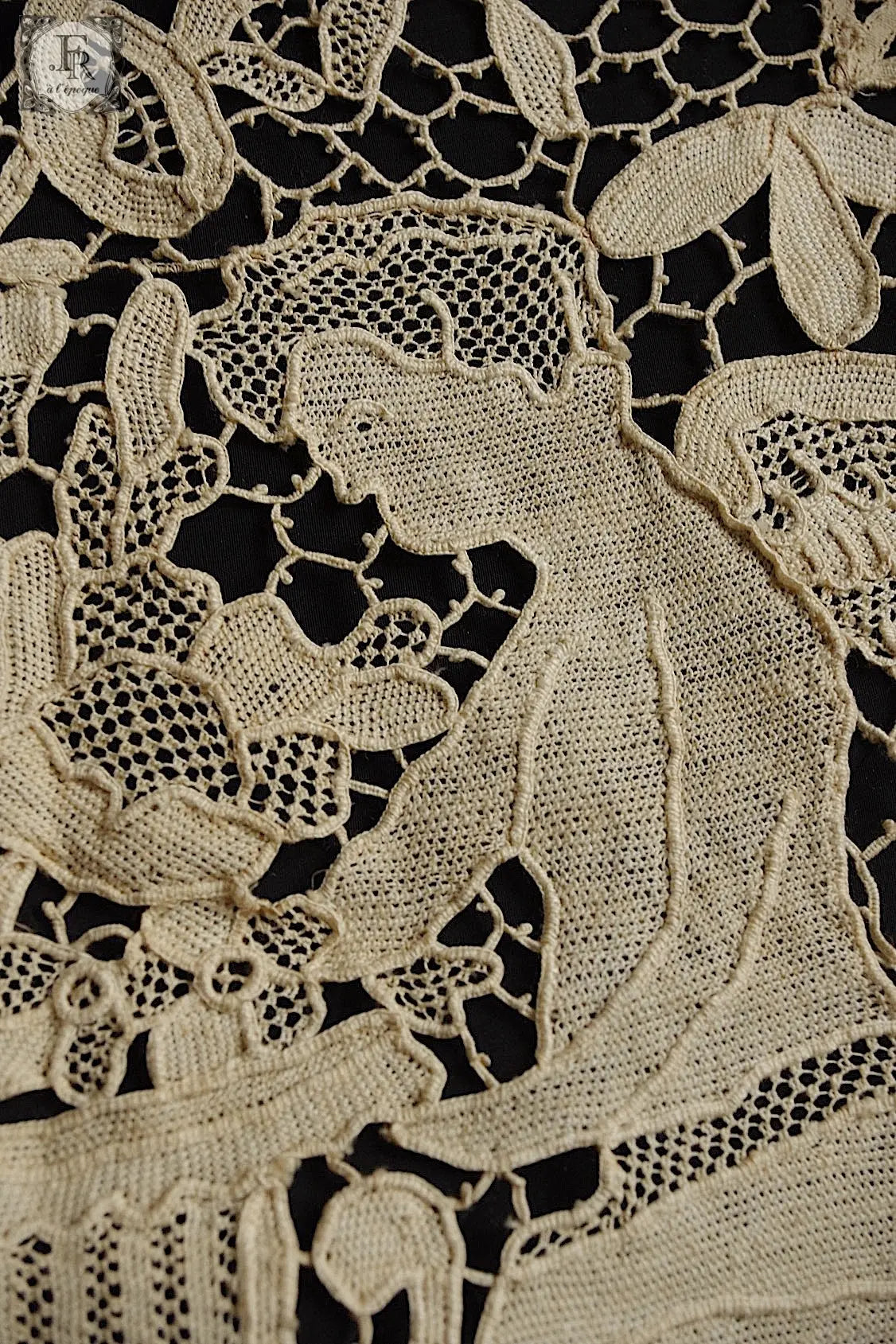 アンティークレースクロス linge de maison antique  .FR a l'epoque