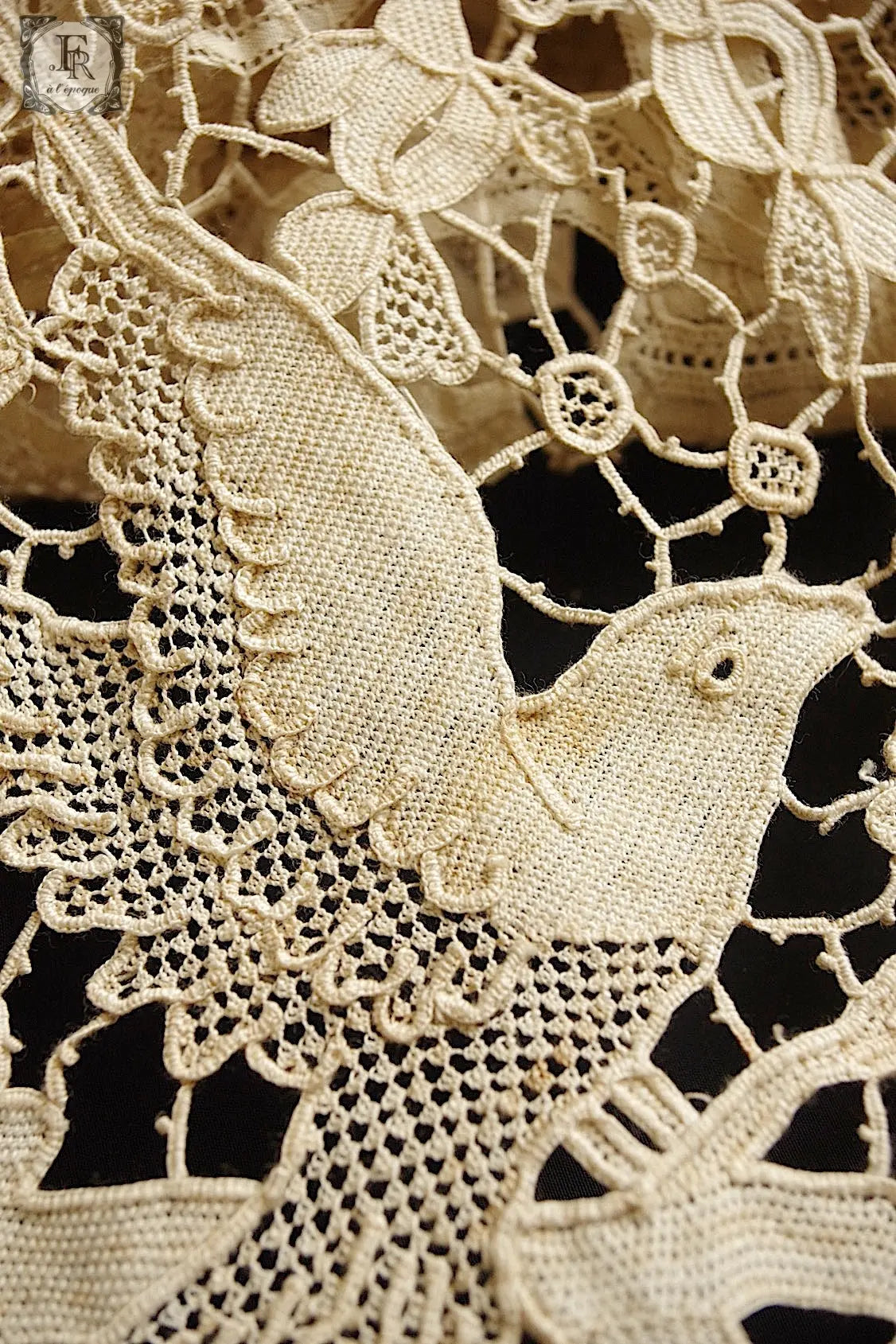 アンティークレースクロス linge de maison antique  .FR a l'epoque