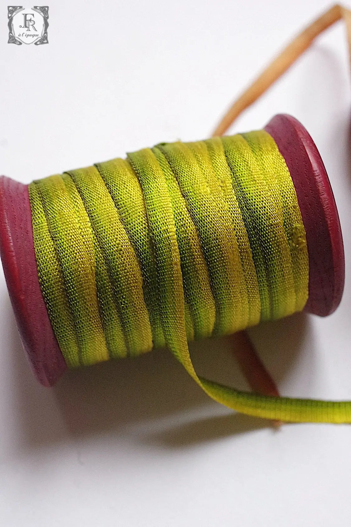 アンティークリボン ruban antique 2 .FR a l'epoque