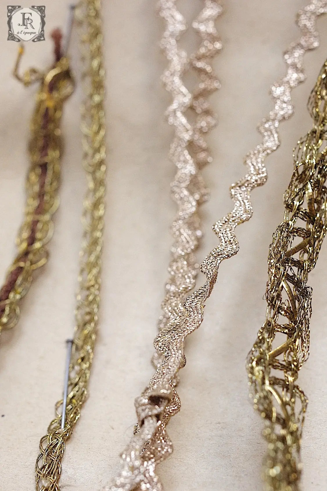 アンティークリボン ruban antique8 .FR a l'epoque