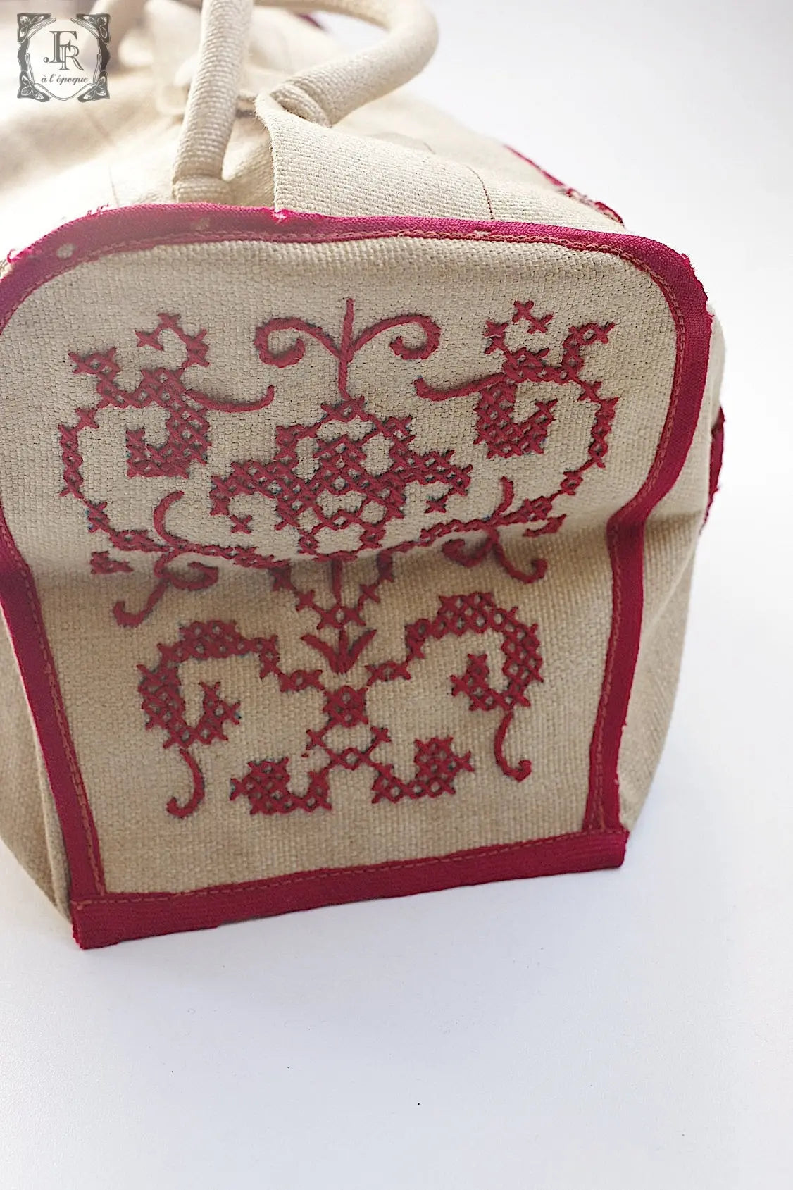 アンティーク刺繍バッグ sac antique .FR a l'epoque