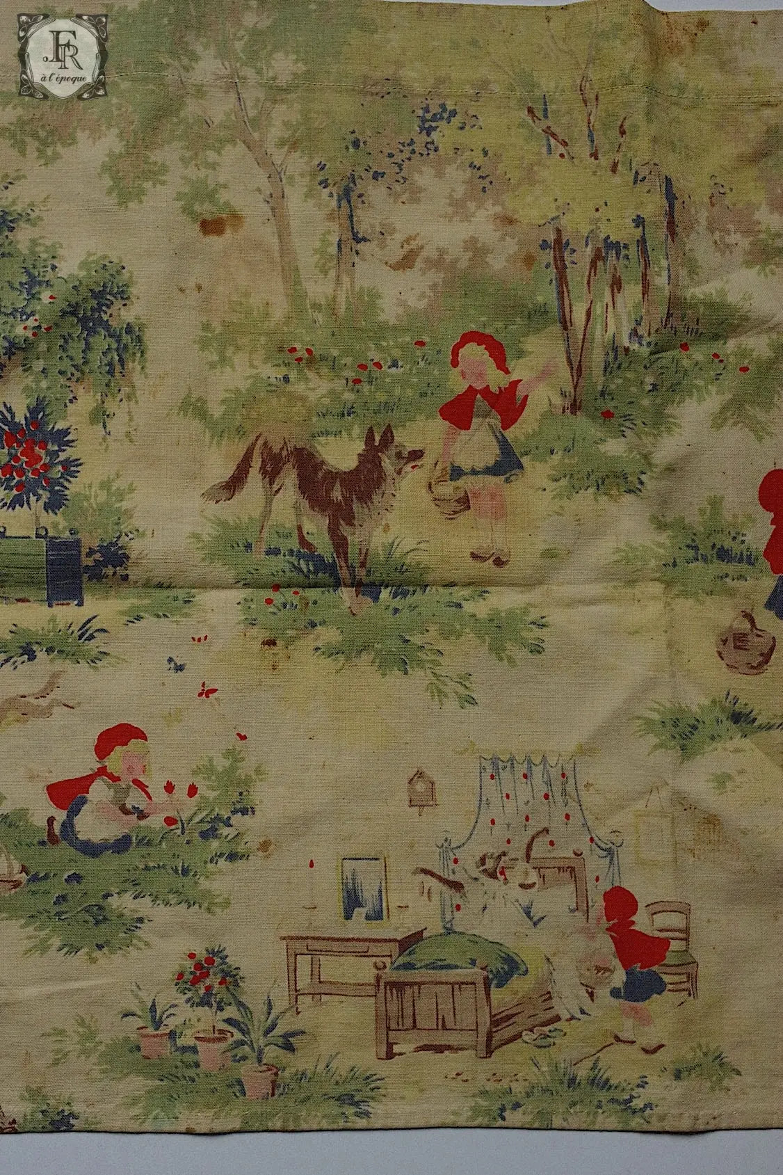 アンティーク生地  tissu antique 赤ずきんちゃん .FR a l'epoque