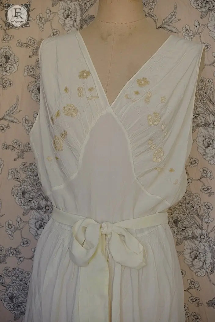 アンティークワンピース vêtement antique ランジェリー .FR a l'epoque