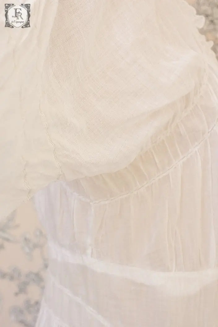 アンティークワンピース vêtement deress 宿木刺繍 素材用 .FR a l'epoque