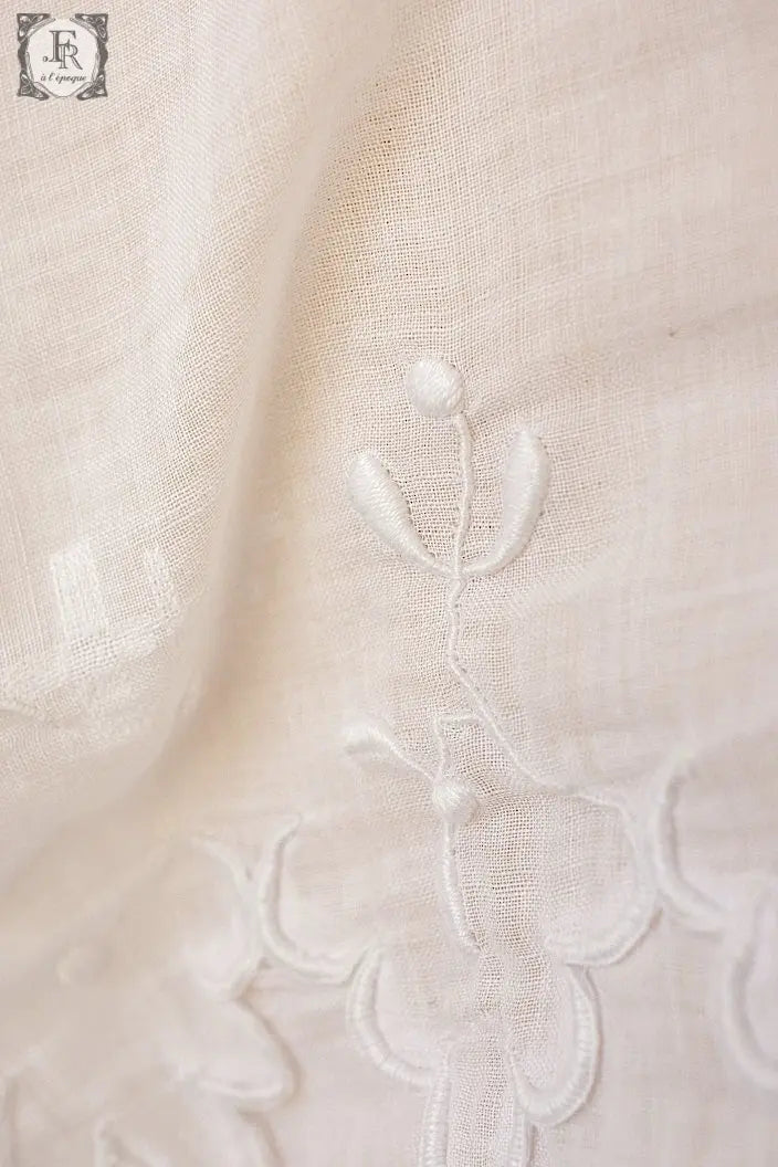 アンティークワンピース vêtement deress 宿木刺繍 素材用 .FR a l'epoque