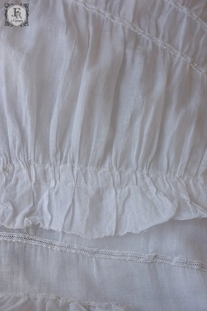 アンティークワンピース vêtement deress 宿木刺繍 素材用 .FR a l'epoque