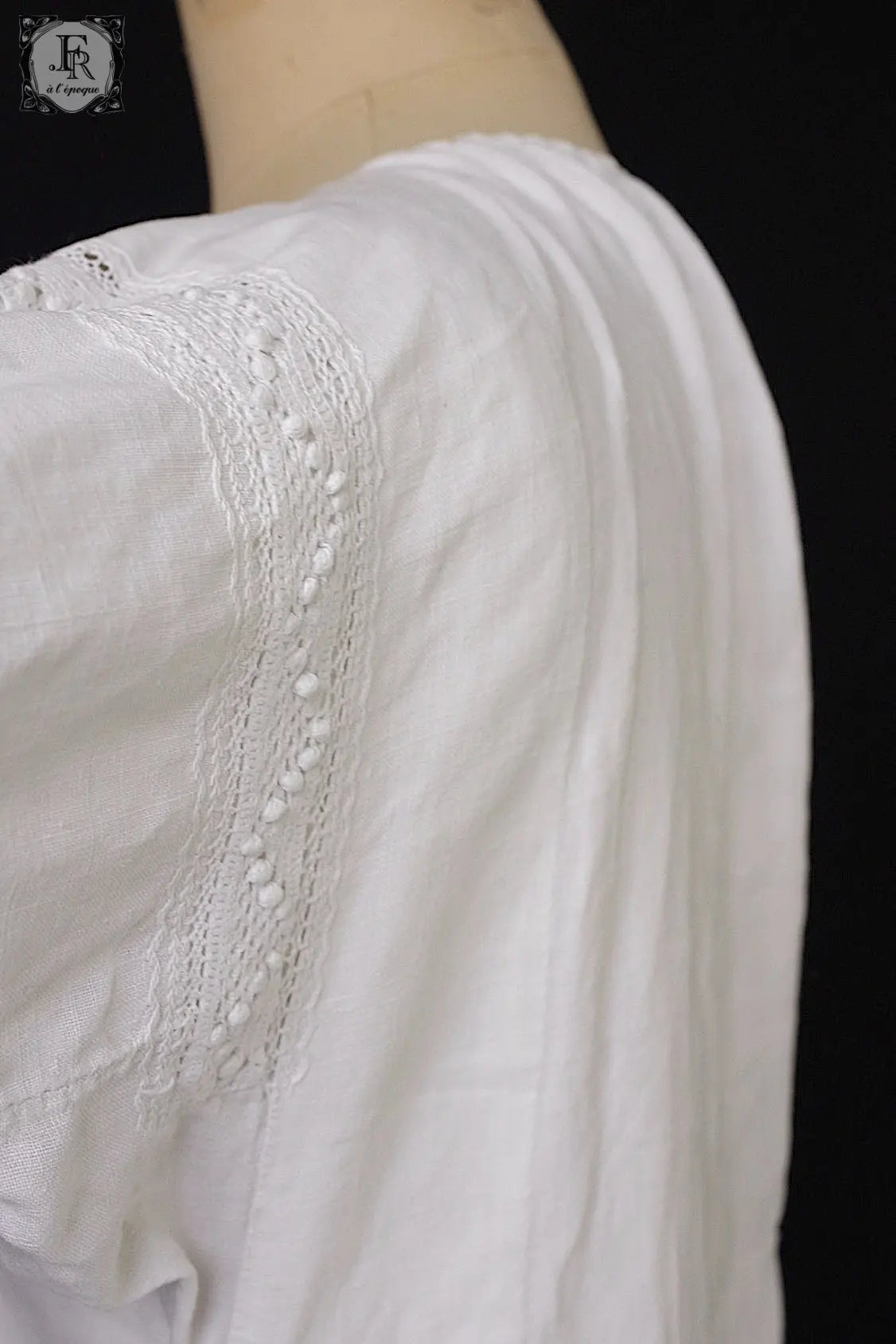 アンティークリネンワンピース vêtement antique アルザス .FR a l'epoque