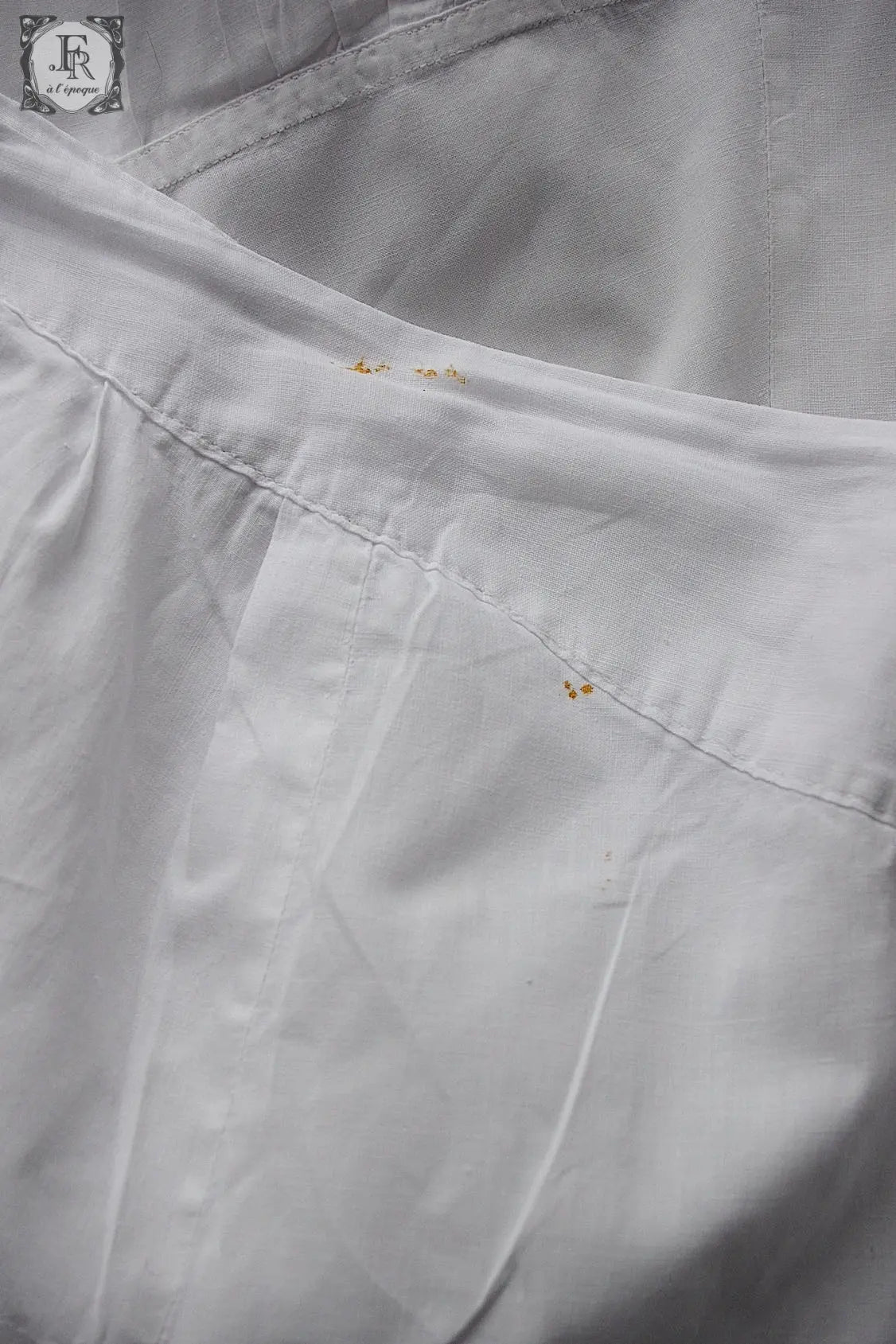 アンティーク刺繍レーススカート vêtement antique .FR a l'epoque