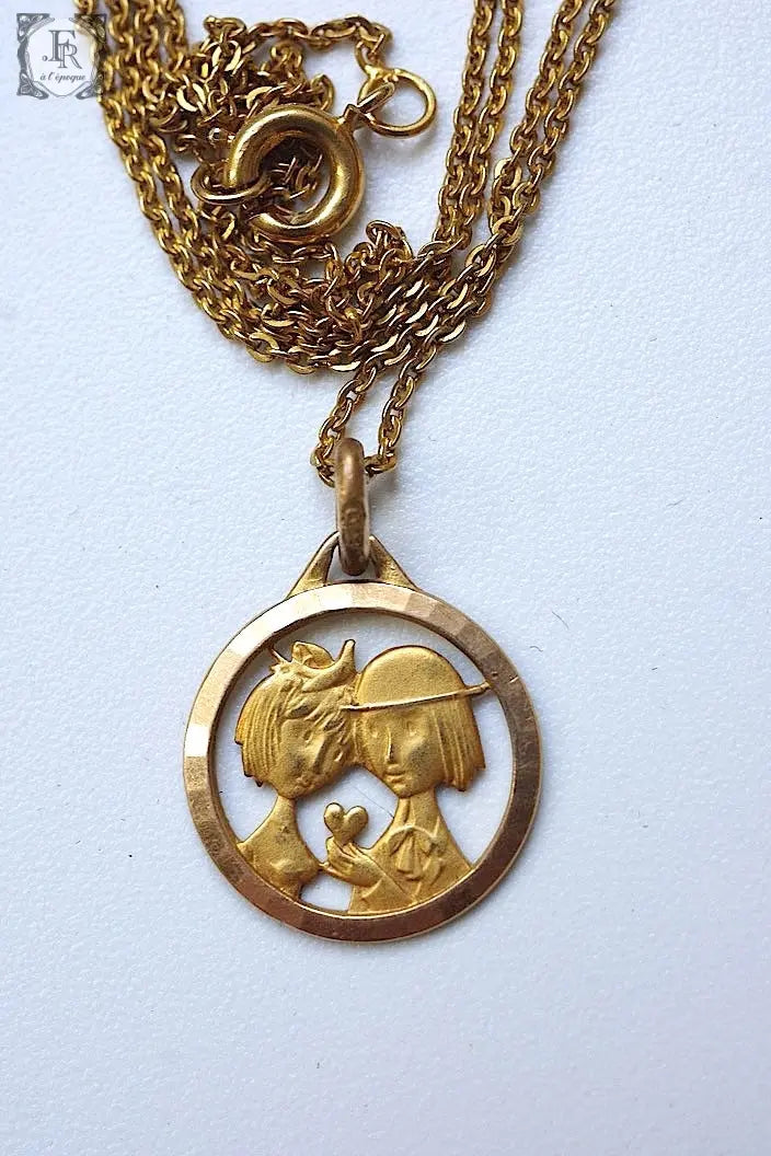 ヴィンテージペンダント vintage peynet .FR a l'epoque