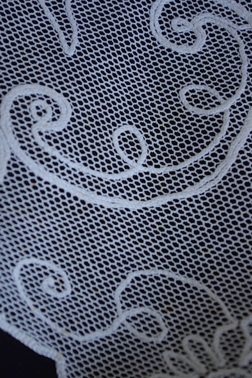 linge de maison antique curtain petit 3