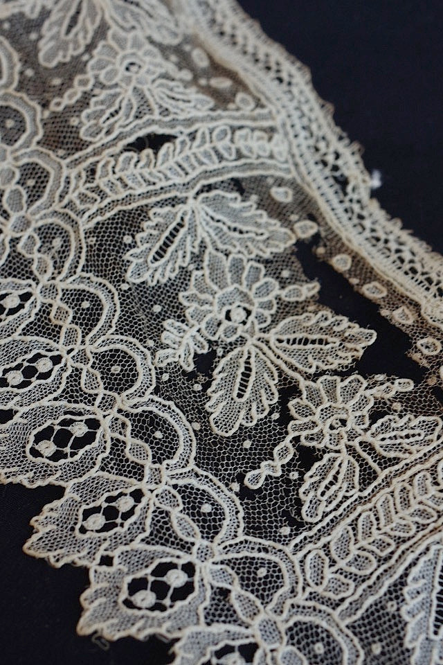 dentelle antique アンティークレース ブリュクセル136cm