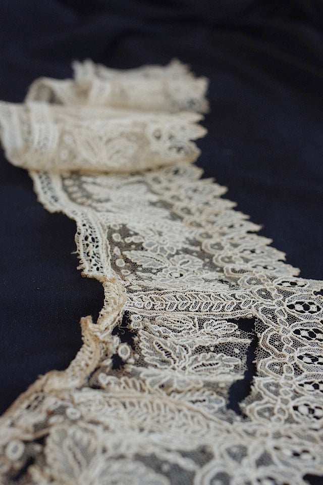 dentelle antique アンティークレース ブリュクセル136cm