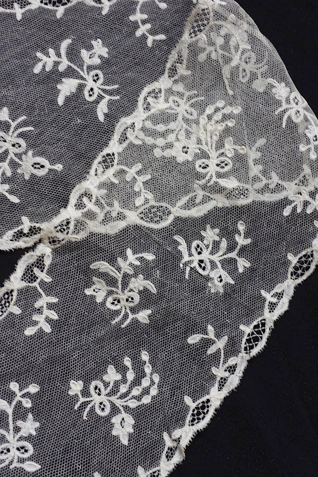 dentelle antique アンティークレース 2種類
