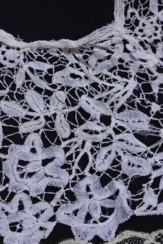 dentelle antique アンティークレース 2種類